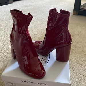 Steve Madden Gaze Red Patent wore once